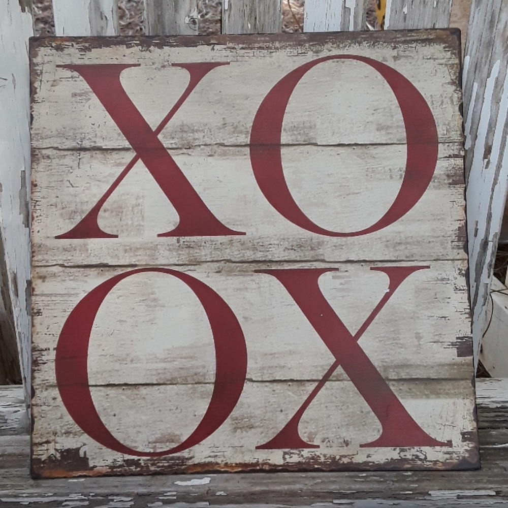 ♥️ XOXO metal sign